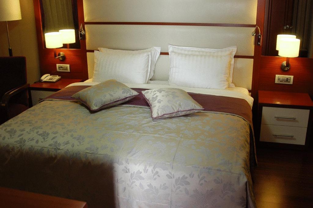 Dareyn Hotel อิสตันบูล ภายนอก รูปภาพ